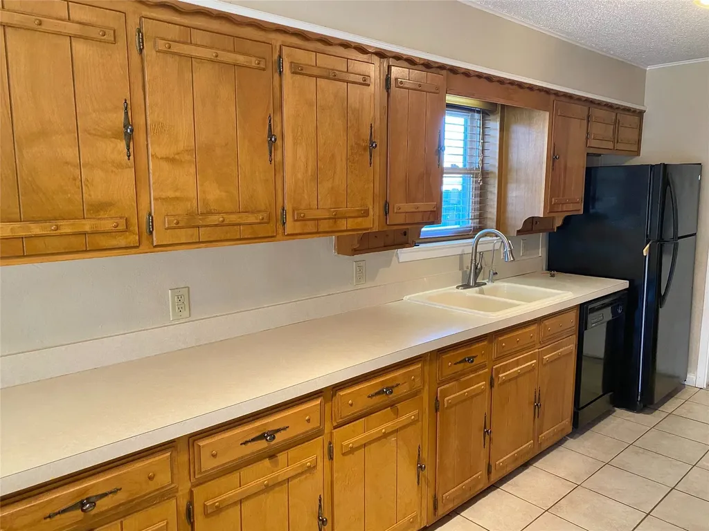 6128 Cliffside Drive Edgecliff Village TX 76134