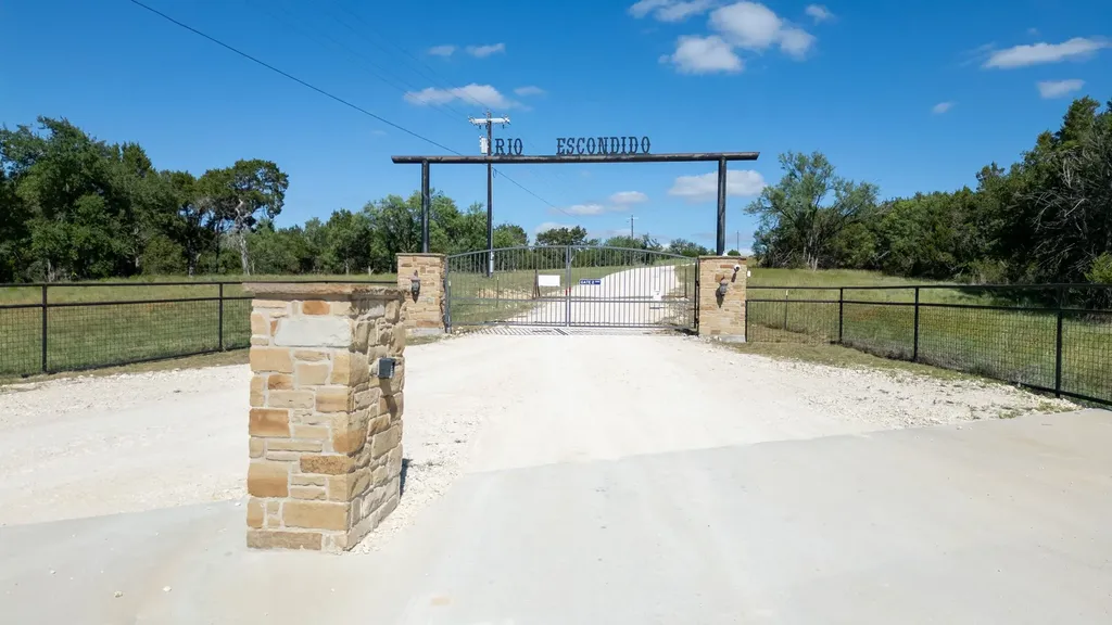 Lot 2 Ph 3 Pr 4218 Evant TX 76525