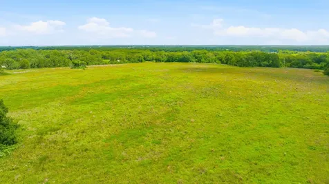 1439 Hcr 1432 Covington TX 76636