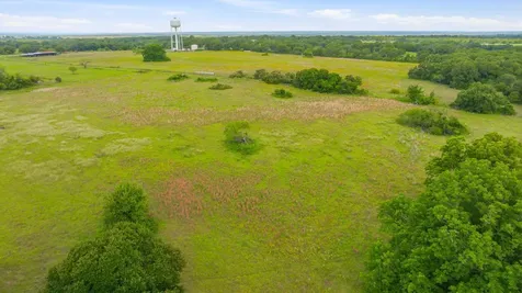 1439 Hcr 1432 Covington TX 76636
