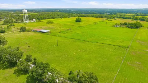 1439 Hcr 1432 Covington TX 76636