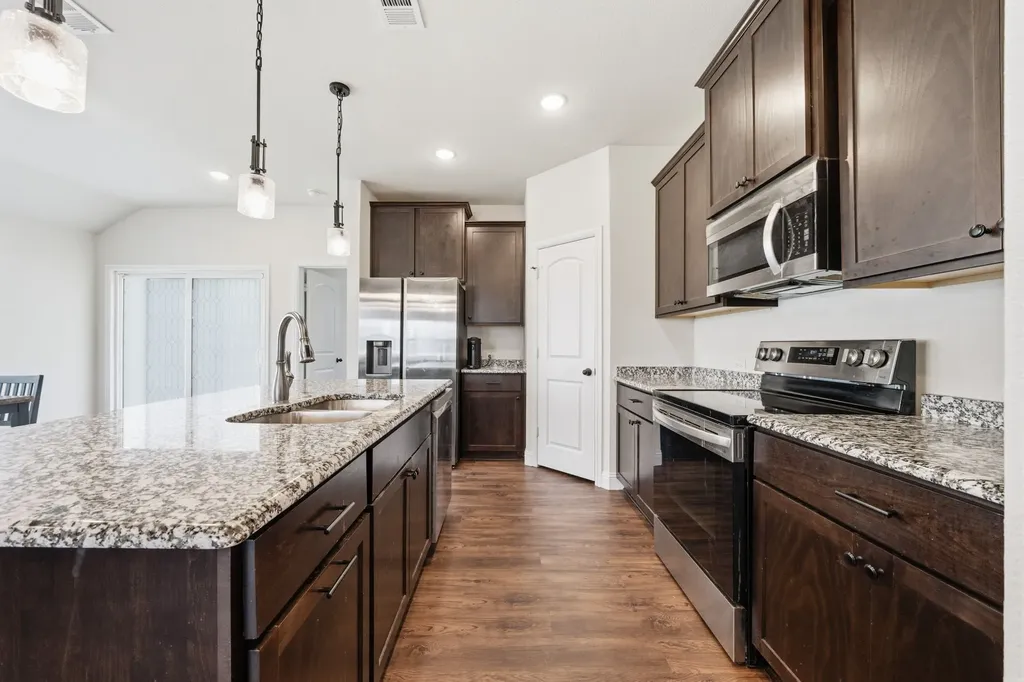 118 Johnson Lane Hillsboro TX 76645