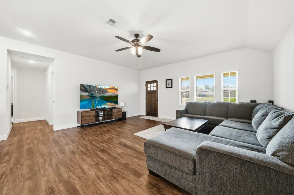 118 Johnson Lane Hillsboro TX 76645