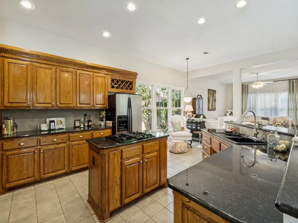 4947 Reiger Avenue Dallas TX 75214