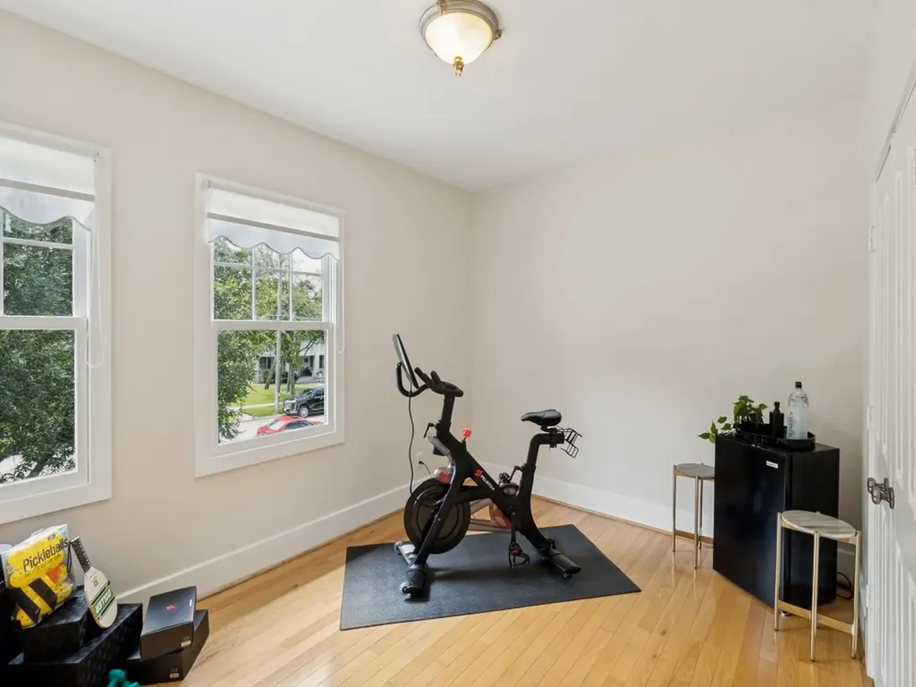 4947 Reiger Avenue Dallas TX 75214