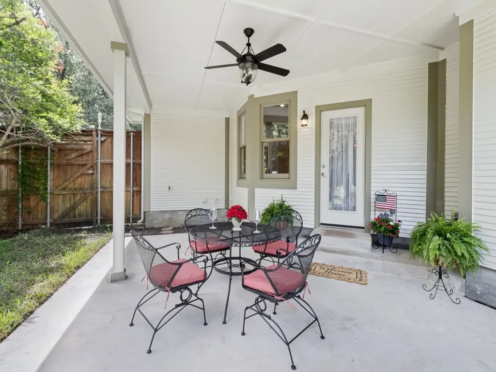 4947 Reiger Avenue Dallas TX 75214
