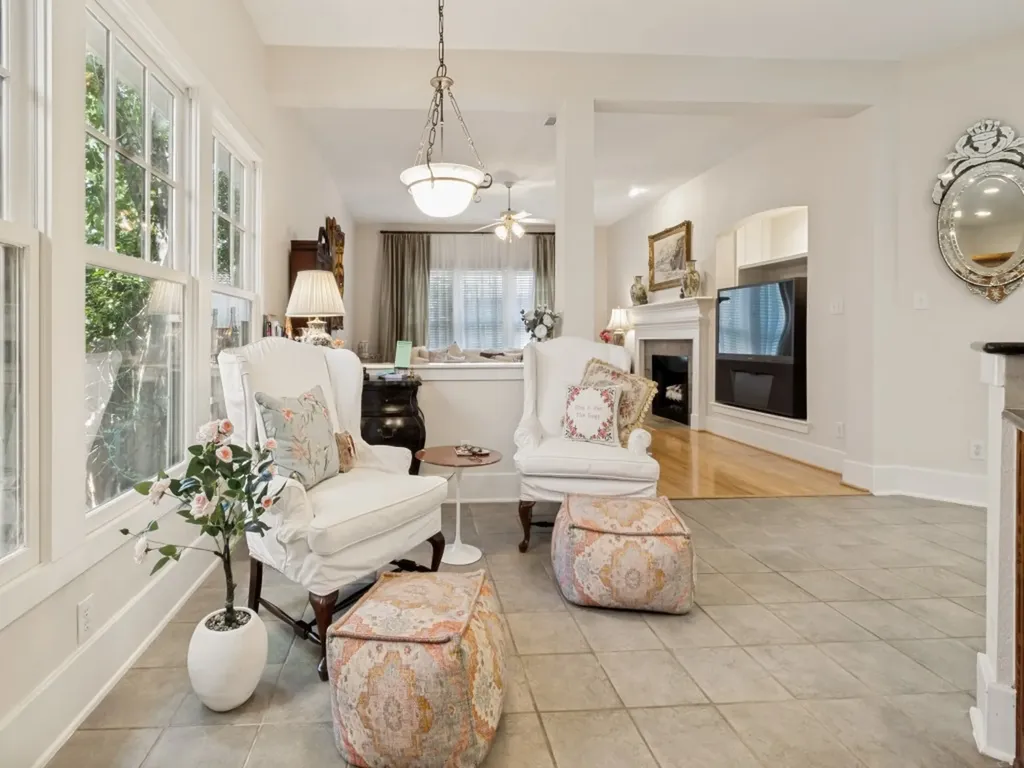 4947 Reiger Avenue Dallas TX 75214