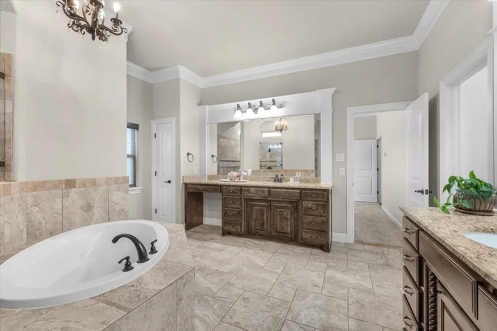332 Antler Ridge Drive Azle TX 76020