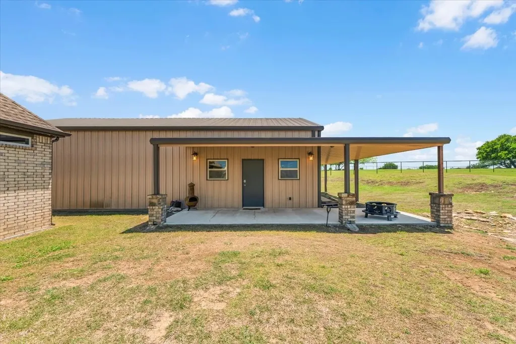332 Antler Ridge Drive Azle TX 76020