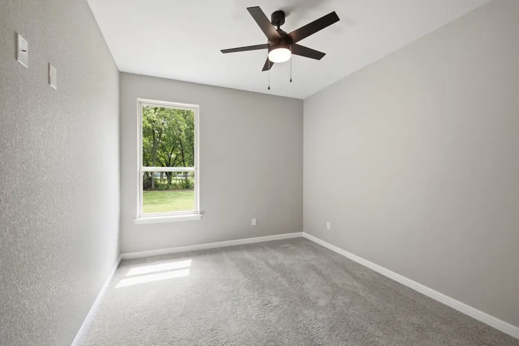 304 Evans Street Cleburne TX 76031