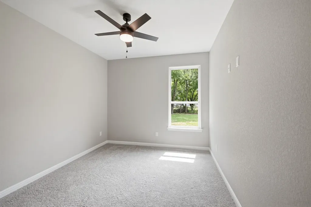 304 Evans Street Cleburne TX 76031