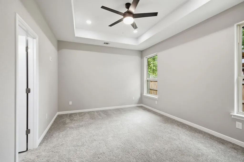 304 Evans Street Cleburne TX 76031