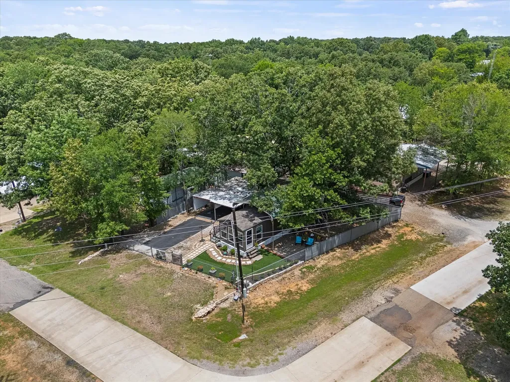 6435 N. Fm 17 Yantis TX 75497