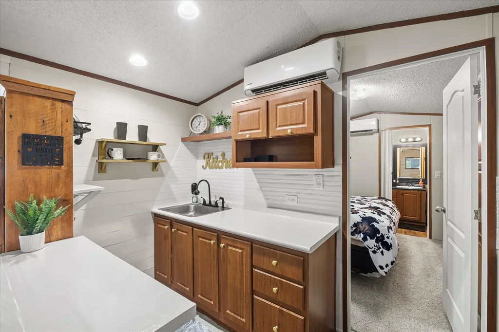 6435 N. Fm 17 Yantis TX 75497