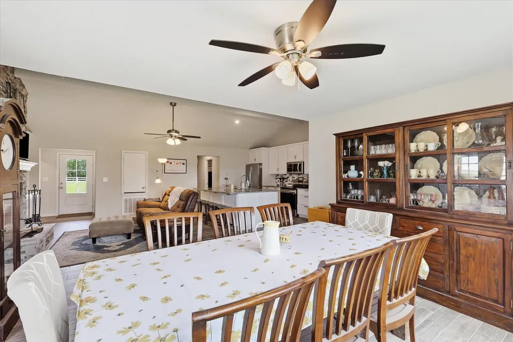110 Highview Road Ennis TX 75119