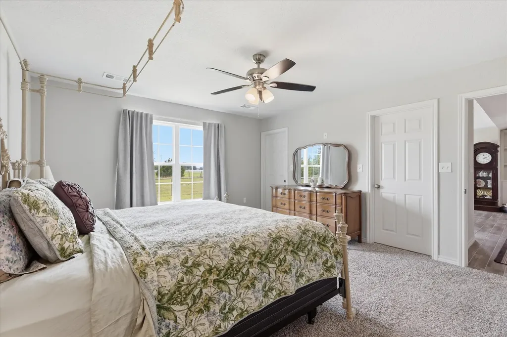 110 Highview Road Ennis TX 75119