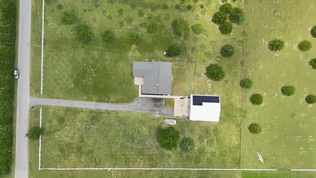 110 Highview Road Ennis TX 75119