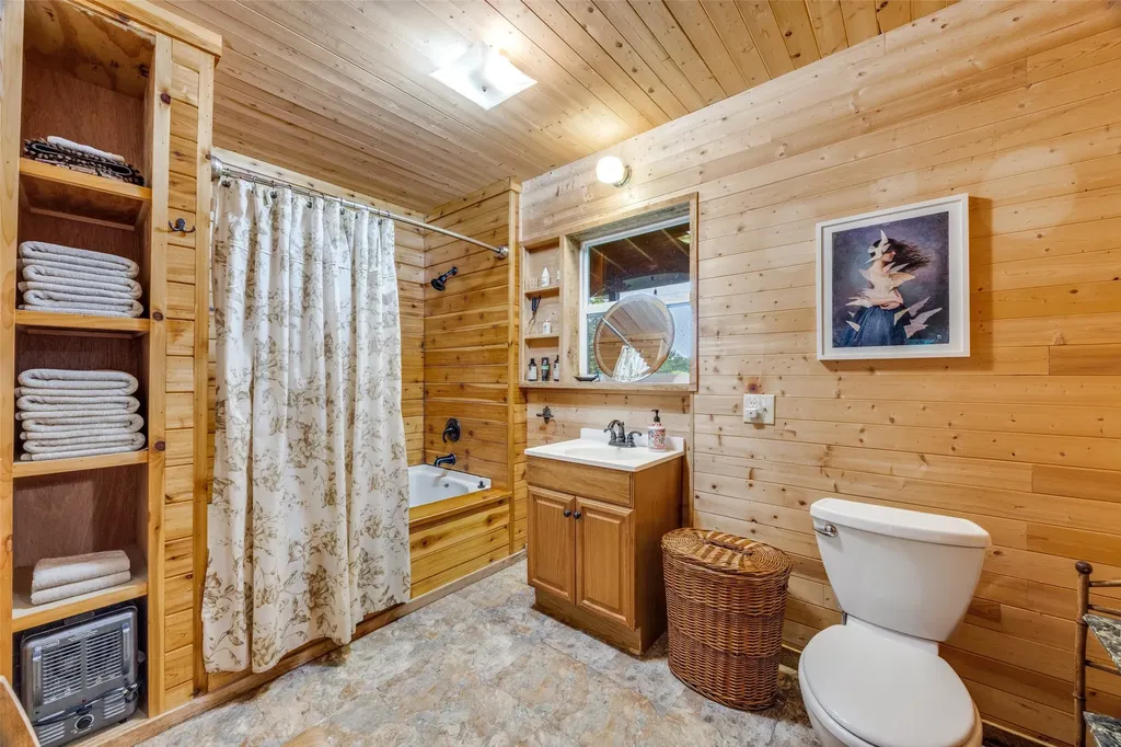 757 Private Road 192 Denison TX 75021