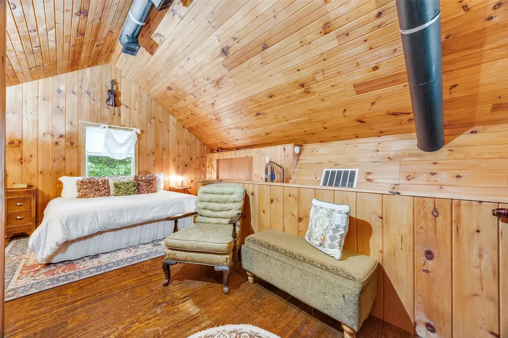 757 Private Road 192 Denison TX 75021