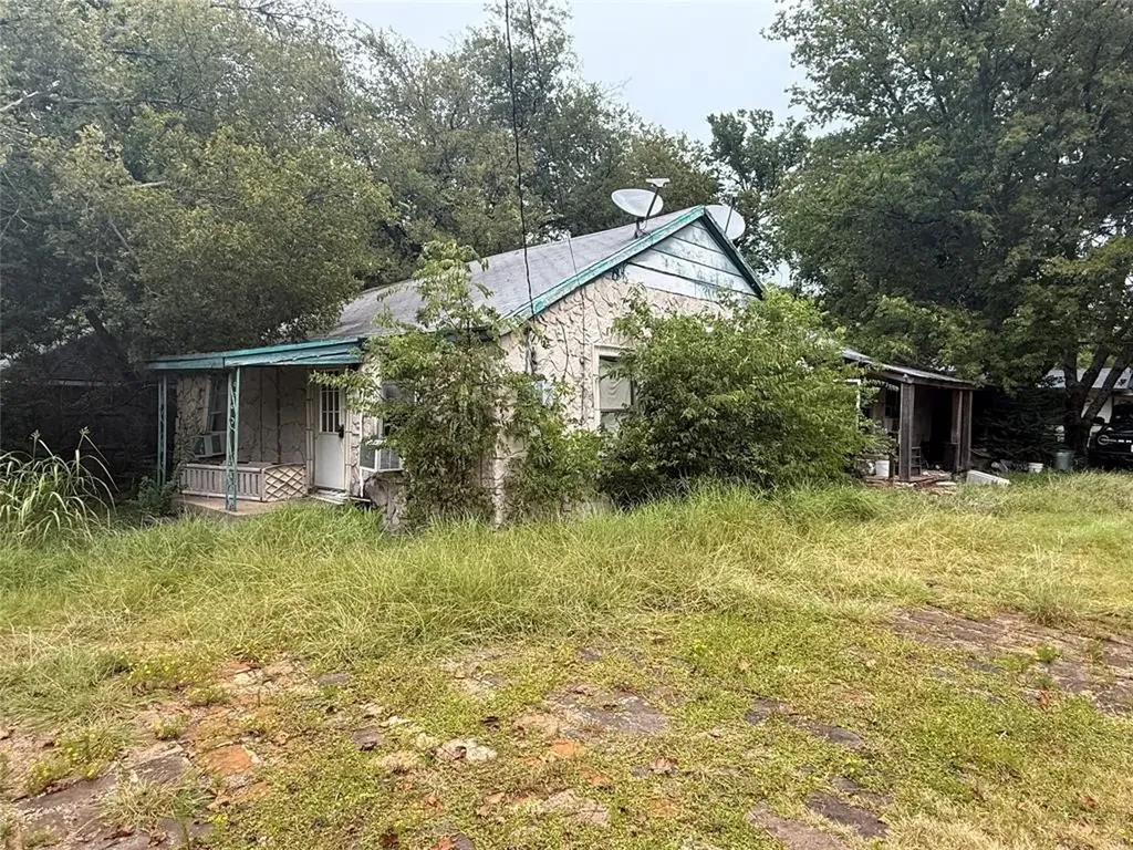 405 S Colorado Street Whitney TX 76692