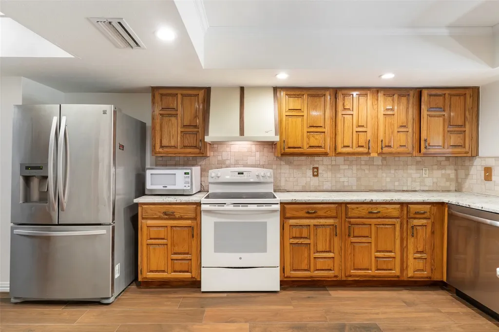 3618 Arbor Trail Garland TX 75043