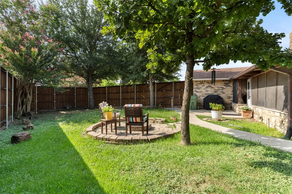 3618 Arbor Trail Garland TX 75043