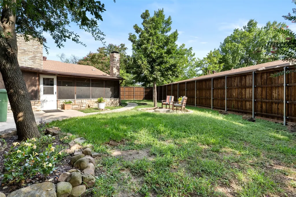 3618 Arbor Trail Garland TX 75043