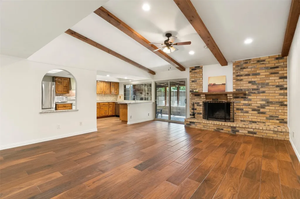 3618 Arbor Trail Garland TX 75043
