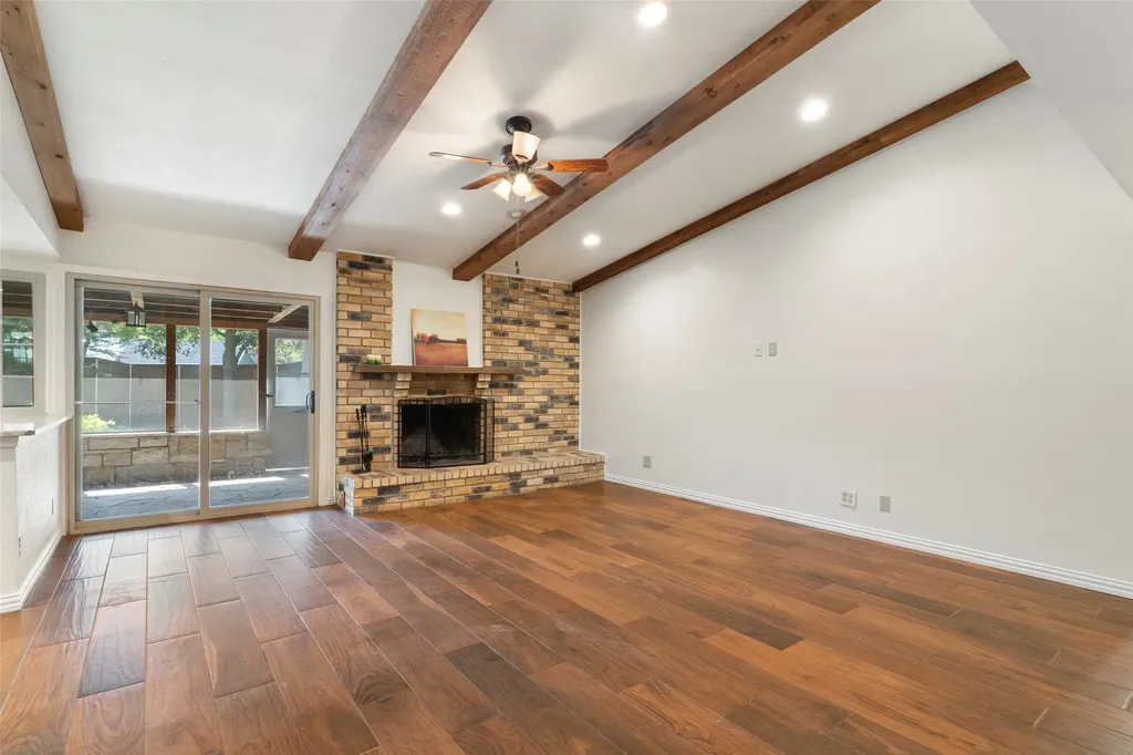 3618 Arbor Trail Garland TX 75043