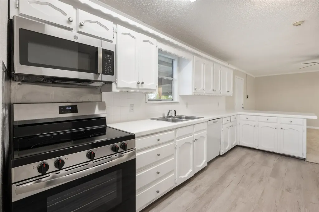 5835 County Road 2091 Corsicana TX 75110