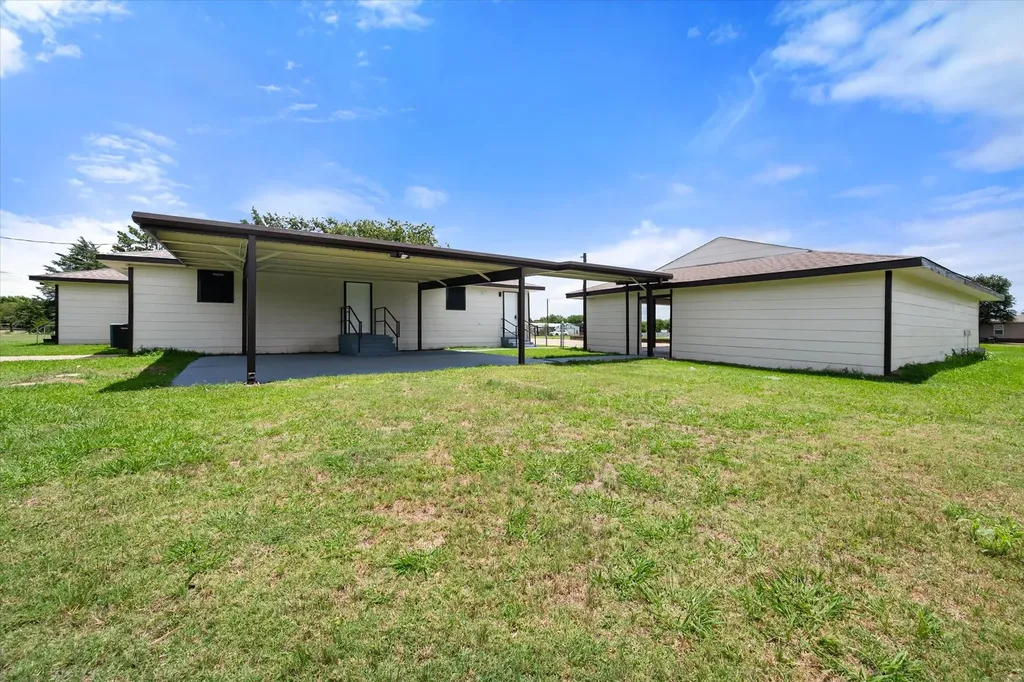 5835 County Road 2091 Corsicana TX 75110