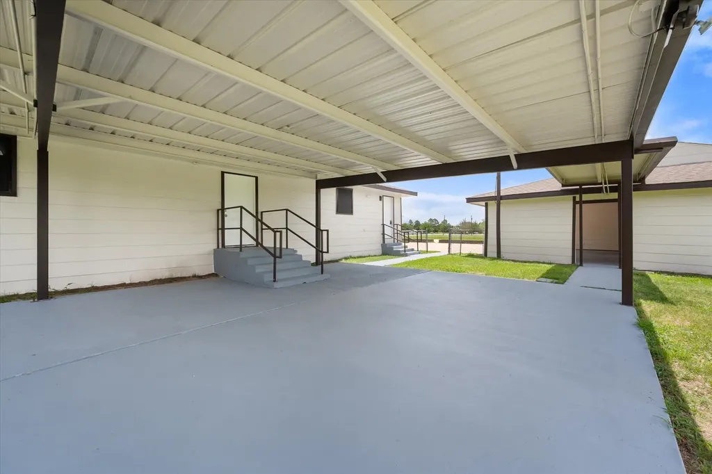 5835 County Road 2091 Corsicana TX 75110