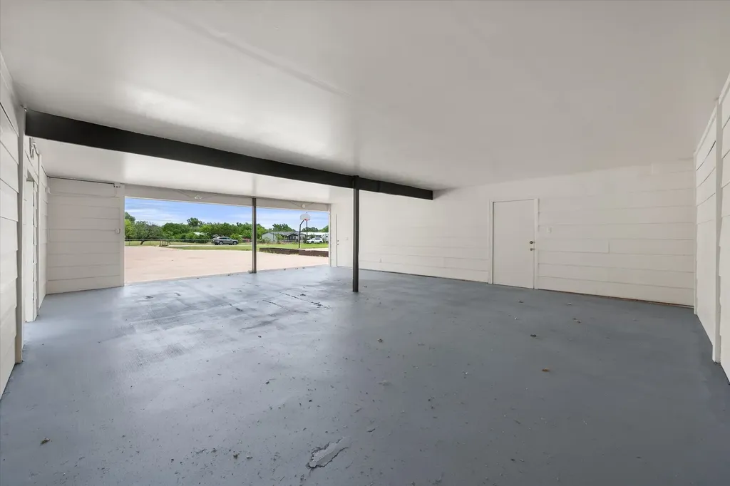 5835 County Road 2091 Corsicana TX 75110