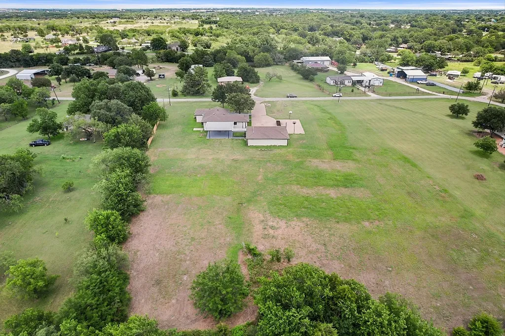 5835 County Road 2091 Corsicana TX 75110