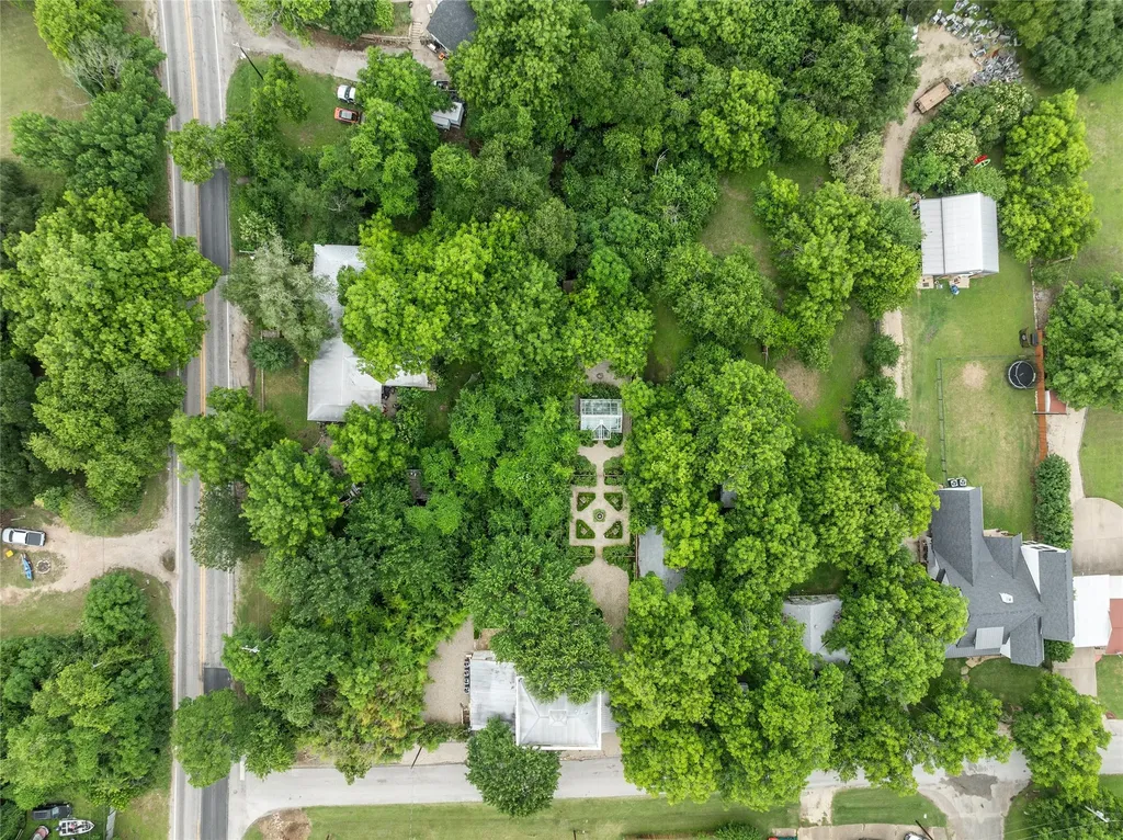 401 E Avenue A Valley Mills TX 76689