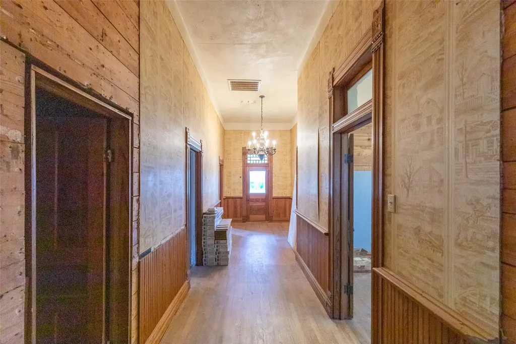 601 W 3rd Street Baird TX 79504