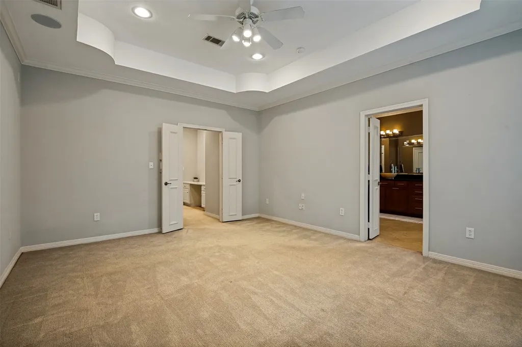 2205 Canton Street Dallas TX 75201