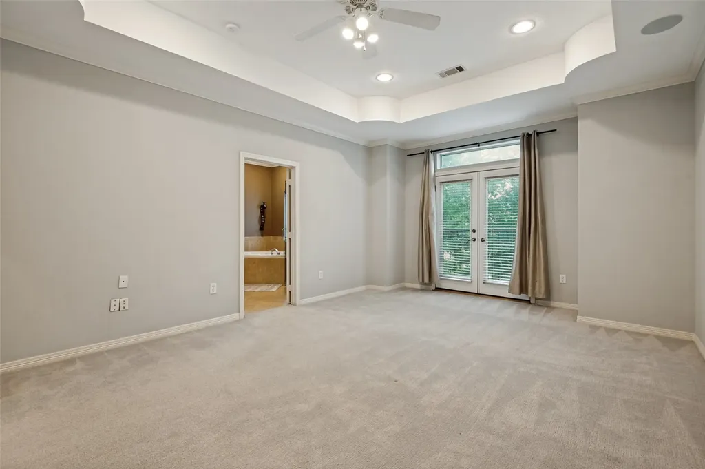 2205 Canton Street Dallas TX 75201