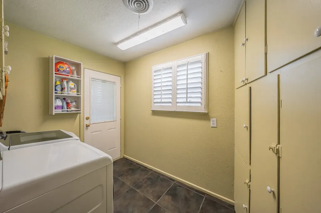 3513 Granada Drive Richland Hills TX 76118