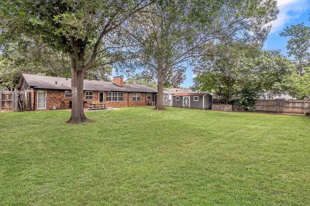 3513 Granada Drive Richland Hills TX 76118