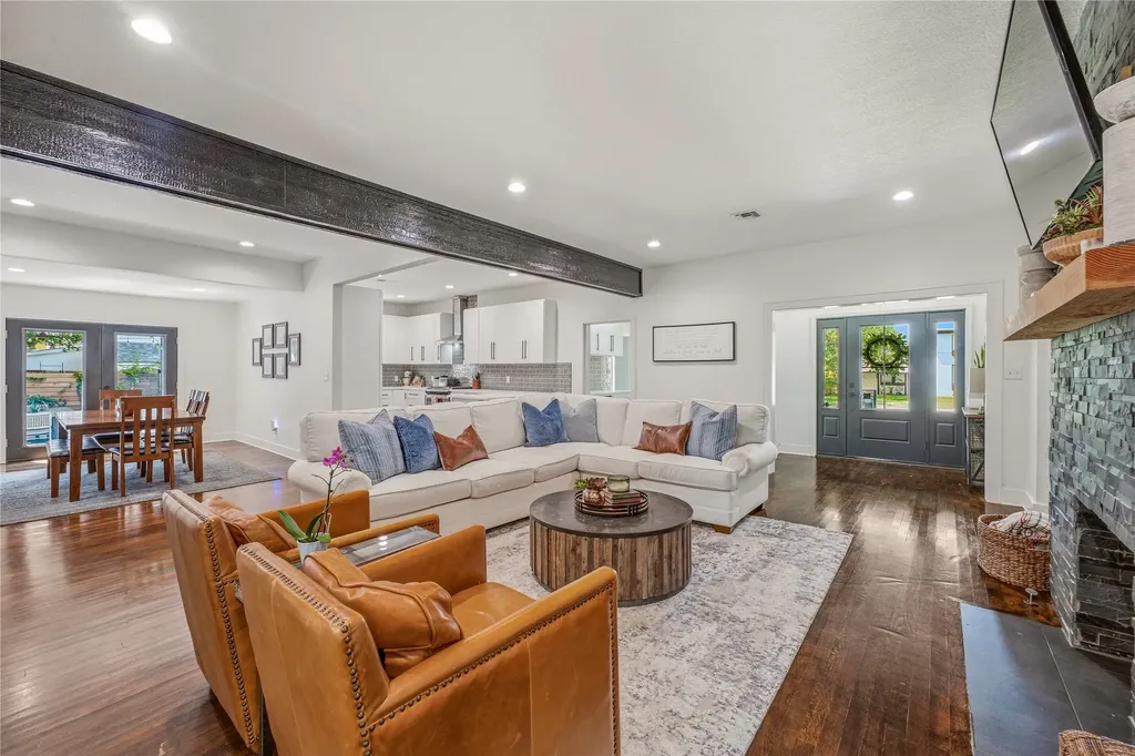 912 Calaveras Street Graham TX 76450