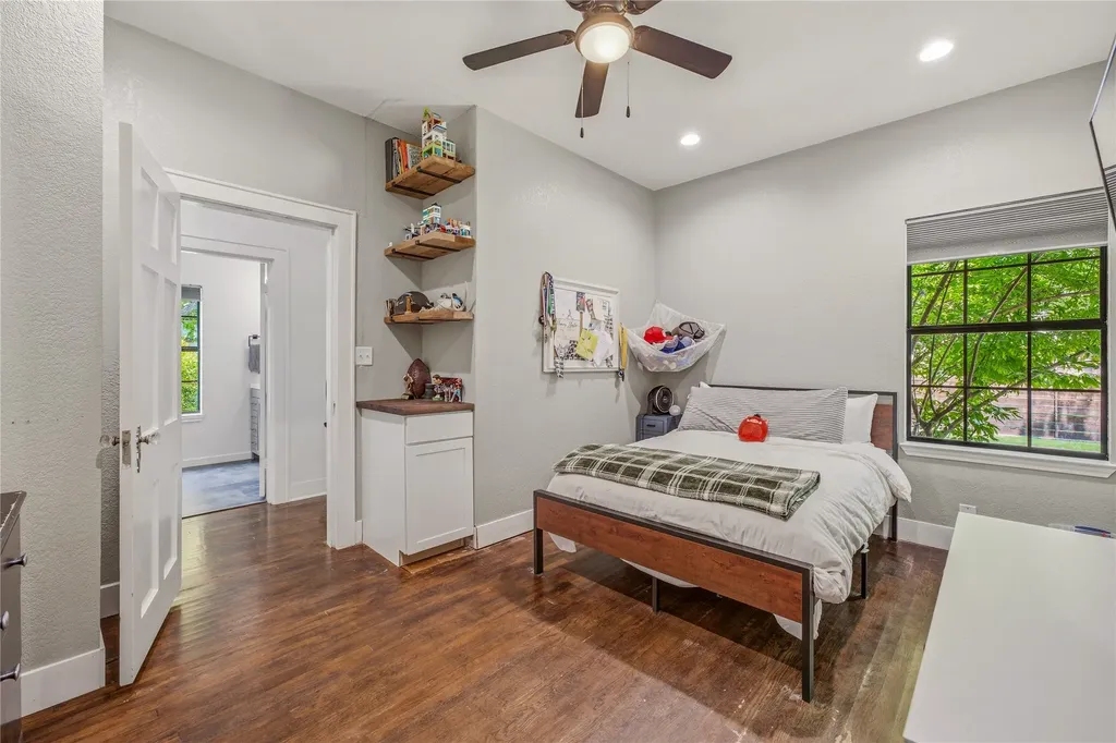 912 Calaveras Street Graham TX 76450