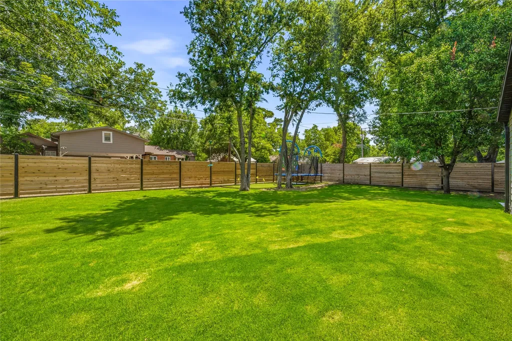 912 Calaveras Street Graham TX 76450