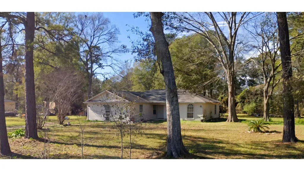 12400 Cole Drive Cleveland TX 77328