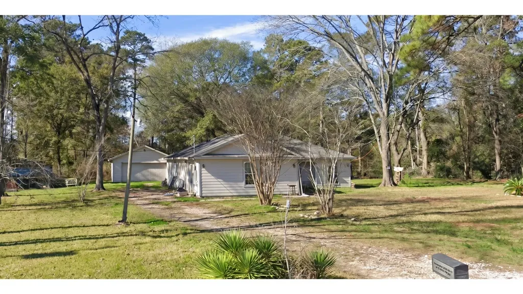 12400 Cole Drive Cleveland TX 77328
