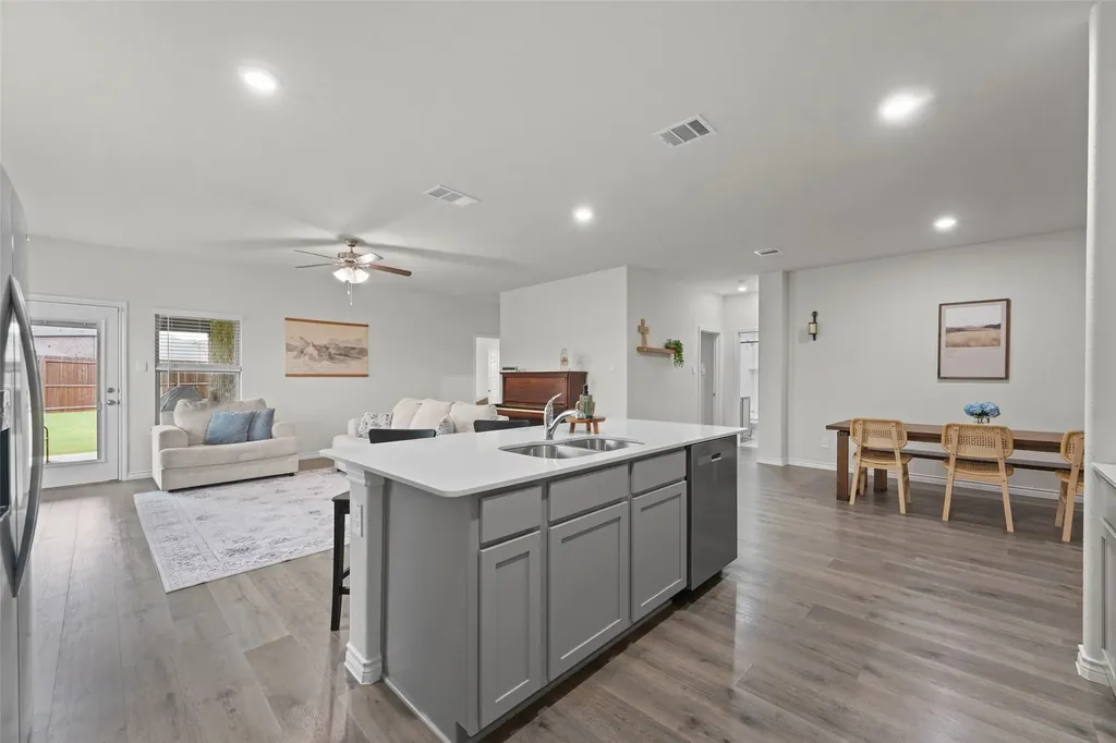 3720 Tracewood Bend Aubrey TX 76227