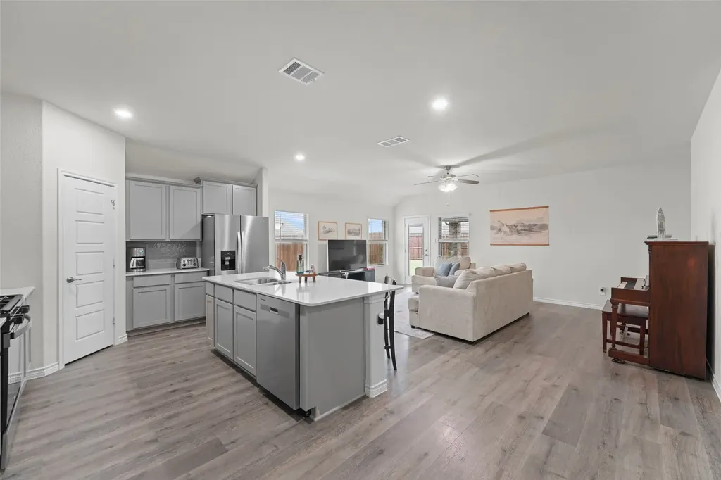 3720 Tracewood Bend Aubrey TX 76227