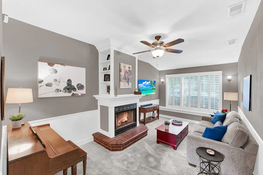 8835 Larchwood Drive Dallas TX 75238