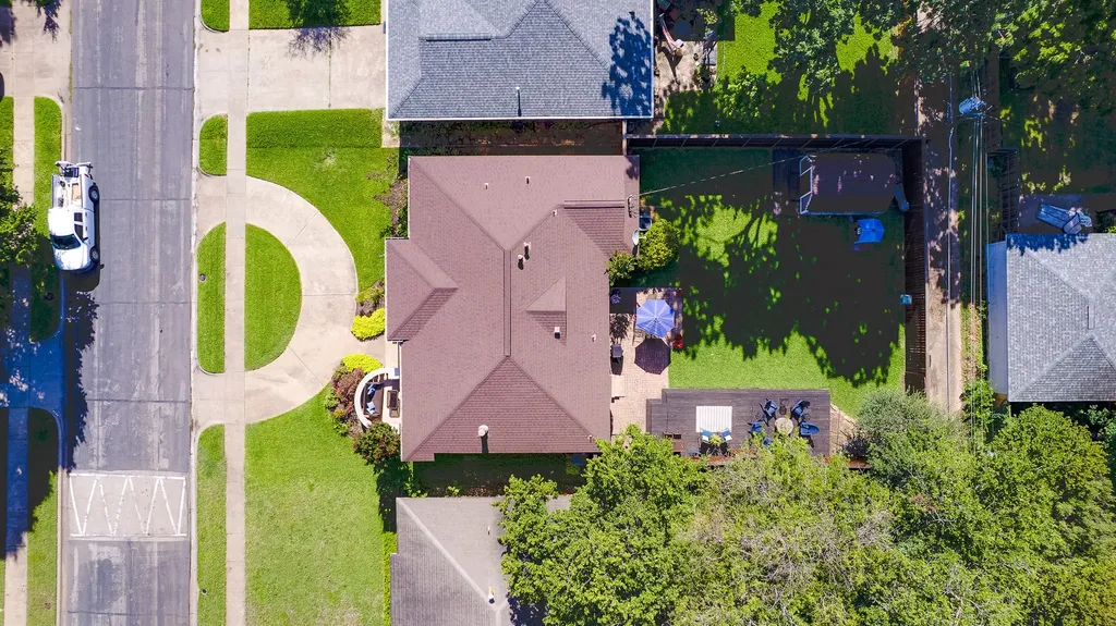 8835 Larchwood Drive Dallas TX 75238