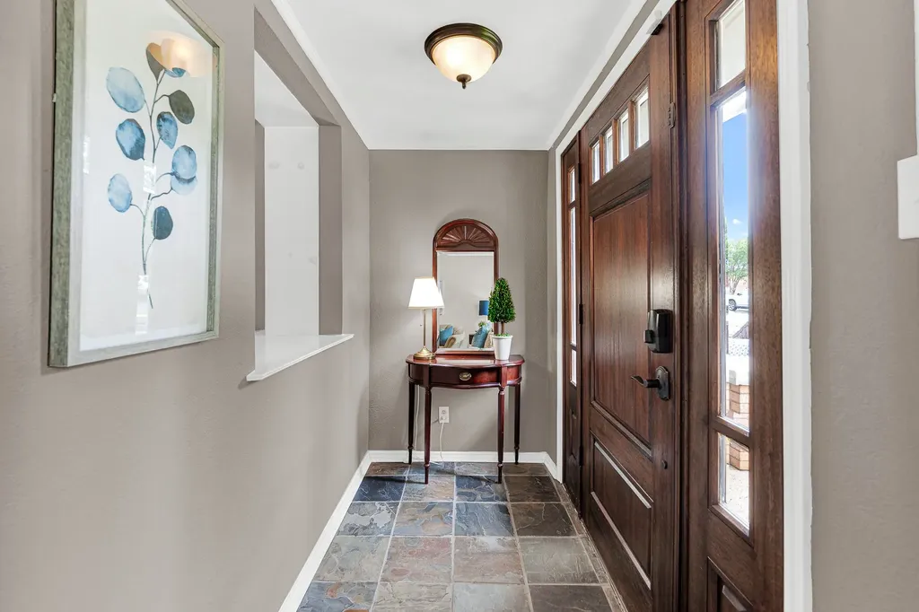 8835 Larchwood Drive Dallas TX 75238